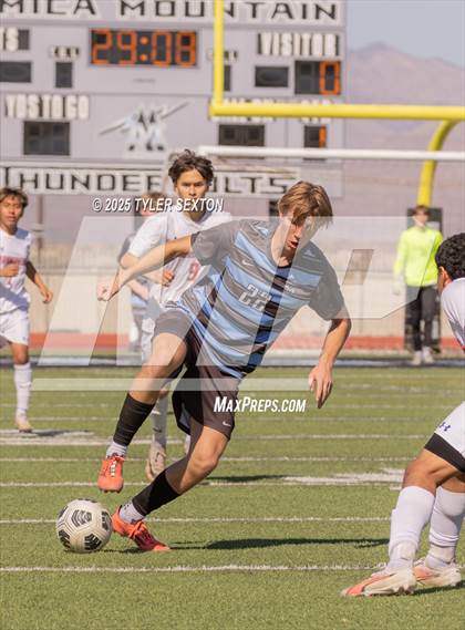 Thumbnail 2 in Thunderbird vs. Mica Mountain  (AIA 4A Quarterfinal) photogallery.