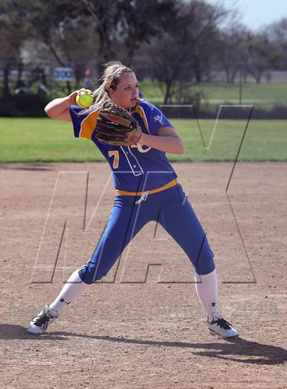 Thumbnail 2 in Sutter vs Oak Ridge (Victory Pre-Season T.O.C.) photogallery.
