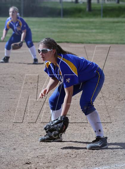 Thumbnail 2 in Sutter vs Oak Ridge (Victory Pre-Season T.O.C.) photogallery.