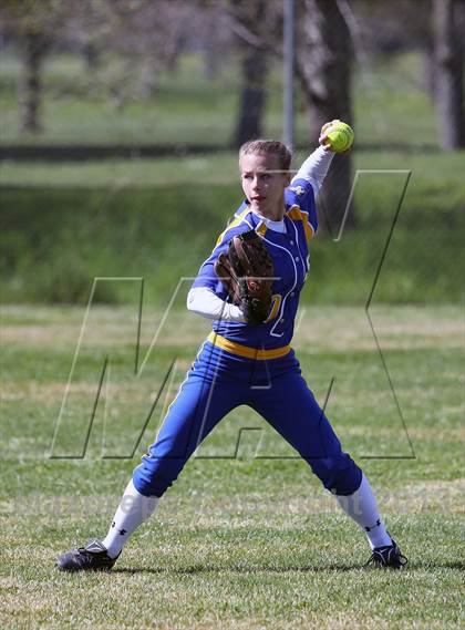 Thumbnail 2 in Sutter vs Oak Ridge (Victory Pre-Season T.O.C.) photogallery.