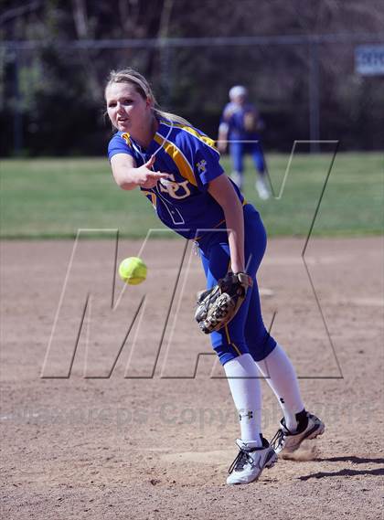 Thumbnail 3 in Sutter vs Oak Ridge (Victory Pre-Season T.O.C.) photogallery.