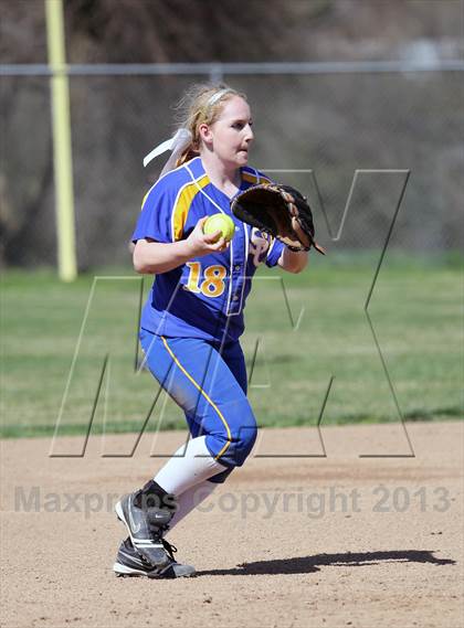 Thumbnail 2 in Sutter vs Oak Ridge (Victory Pre-Season T.O.C.) photogallery.