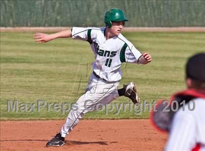 Thumbnail 1 in Santa Fe Christian vs. West Salem photogallery.