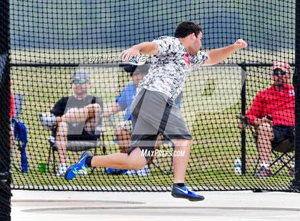 Thumbnail 2 in UIL Regional Track & Field Meet R3 photogallery.