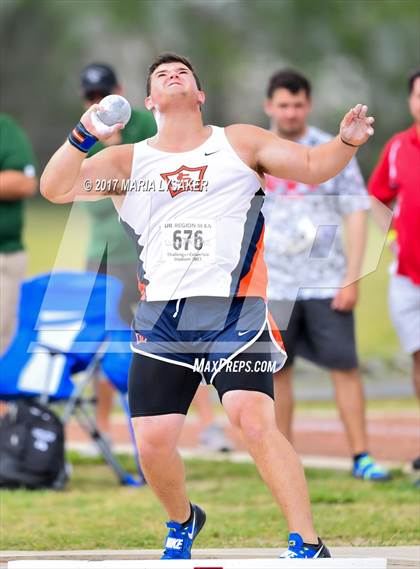 Thumbnail 3 in UIL Regional Track & Field Meet R3 photogallery.