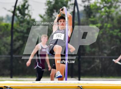 Thumbnail 2 in UIL Regional Track & Field Meet R3 photogallery.