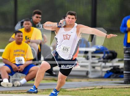 Thumbnail 1 in UIL Regional Track & Field Meet R3 photogallery.