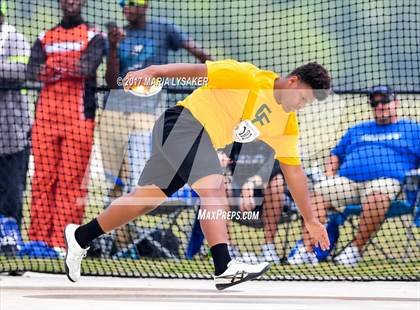 Thumbnail 2 in UIL Regional Track & Field Meet R3 photogallery.