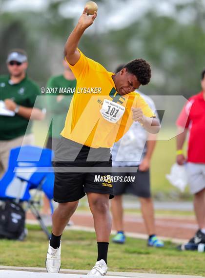 Thumbnail 2 in UIL Regional Track & Field Meet R3 photogallery.