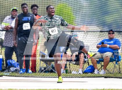 Thumbnail 1 in UIL Regional Track & Field Meet R3 photogallery.