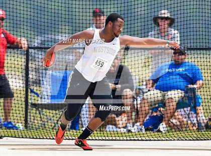 Thumbnail 1 in UIL Regional Track & Field Meet R3 photogallery.