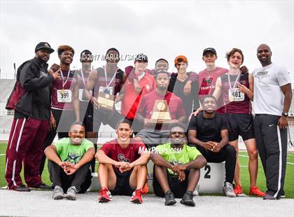 Thumbnail 1 in UIL Regional Track & Field Meet R3 photogallery.