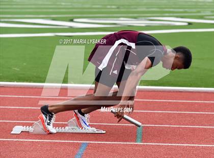 Thumbnail 2 in UIL Regional Track & Field Meet R3 photogallery.