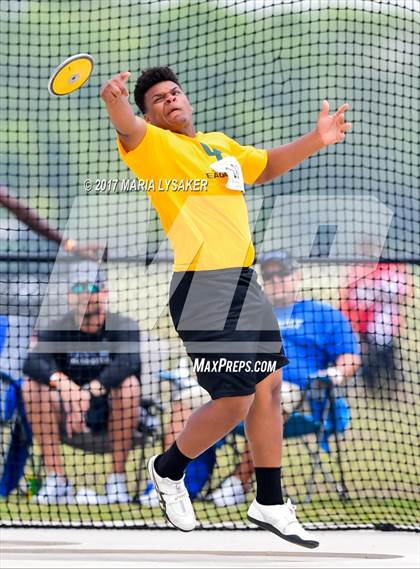 Thumbnail 3 in UIL Regional Track & Field Meet R3 photogallery.