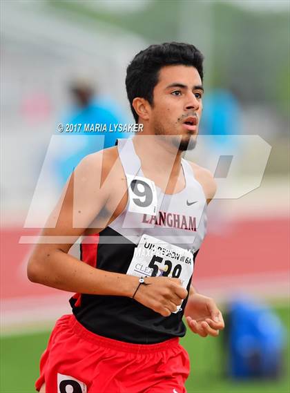 Thumbnail 1 in UIL Regional Track & Field Meet R3 photogallery.