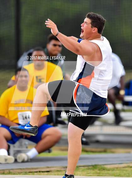 Thumbnail 3 in UIL Regional Track & Field Meet R3 photogallery.