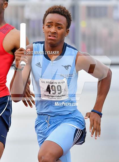 Thumbnail 2 in UIL Regional Track & Field Meet R3 photogallery.