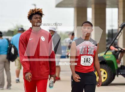 Thumbnail 1 in UIL Regional Track & Field Meet R3 photogallery.