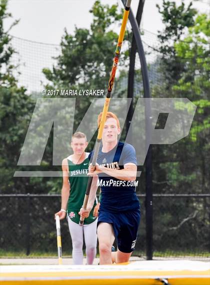 Thumbnail 3 in UIL Regional Track & Field Meet R3 photogallery.