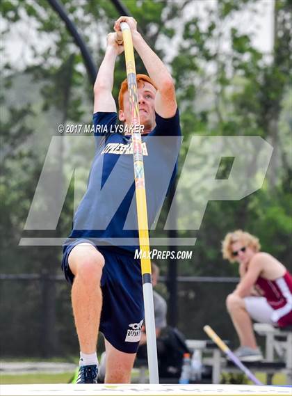 Thumbnail 3 in UIL Regional Track & Field Meet R3 photogallery.