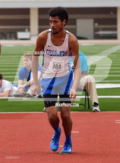 Thumbnail 1 in UIL Regional Track & Field Meet R3 photogallery.