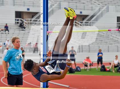 Thumbnail 3 in UIL Regional Track & Field Meet R3 photogallery.
