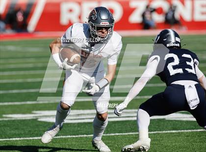 Thumbnail 2 in Skyridge vs. Corner Canyon (UHSAA 6A Final) photogallery.