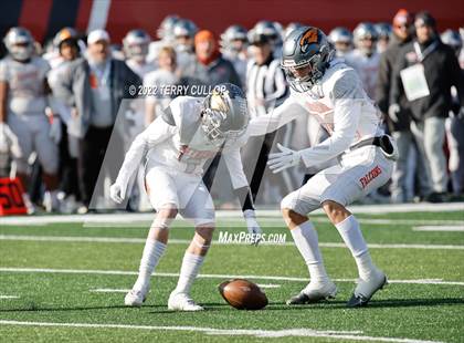 Thumbnail 2 in Skyridge vs. Corner Canyon (UHSAA 6A Final) photogallery.