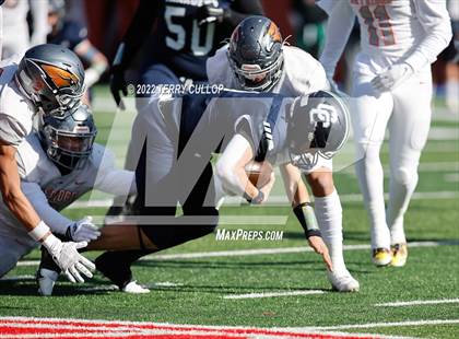 Thumbnail 2 in Skyridge vs. Corner Canyon (UHSAA 6A Final) photogallery.