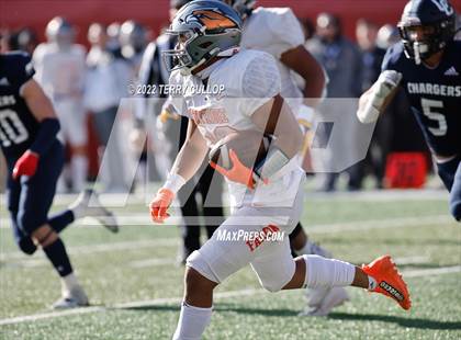 Thumbnail 1 in Skyridge vs. Corner Canyon (UHSAA 6A Final) photogallery.