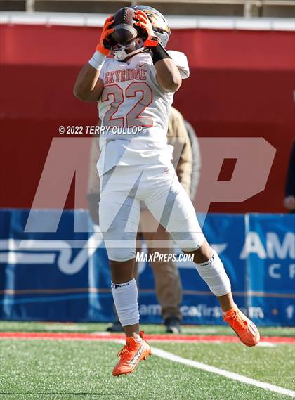 Thumbnail 2 in Skyridge vs. Corner Canyon (UHSAA 6A Final) photogallery.
