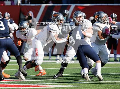 Thumbnail 1 in Skyridge vs. Corner Canyon (UHSAA 6A Final) photogallery.