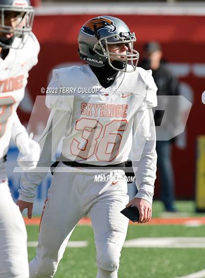 Thumbnail 2 in Skyridge vs. Corner Canyon (UHSAA 6A Final) photogallery.