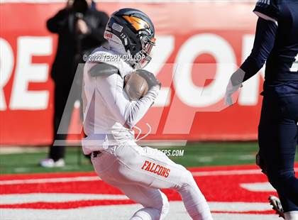 Thumbnail 3 in Skyridge vs. Corner Canyon (UHSAA 6A Final) photogallery.