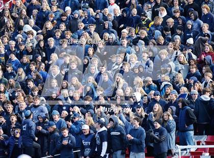 Thumbnail 2 in Skyridge vs. Corner Canyon (UHSAA 6A Final) photogallery.