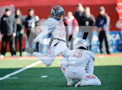 Thumbnail 2 in Skyridge vs. Corner Canyon (UHSAA 6A Final) photogallery.