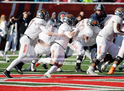 Thumbnail 2 in Skyridge vs. Corner Canyon (UHSAA 6A Final) photogallery.