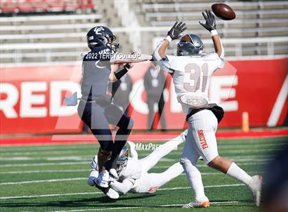 Thumbnail 1 in Skyridge vs. Corner Canyon (UHSAA 6A Final) photogallery.