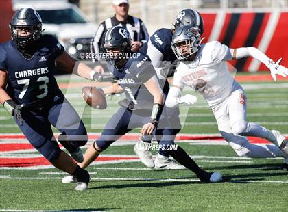 Thumbnail 2 in Skyridge vs. Corner Canyon (UHSAA 6A Final) photogallery.
