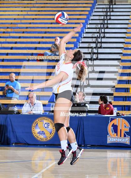 Thumbnail 3 in Valley Christian vs. Cathedral Catholic (CIF State D2 Final) photogallery.