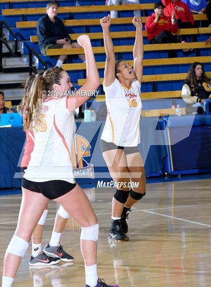 Thumbnail 3 in Valley Christian vs. Cathedral Catholic (CIF State D2 Final) photogallery.