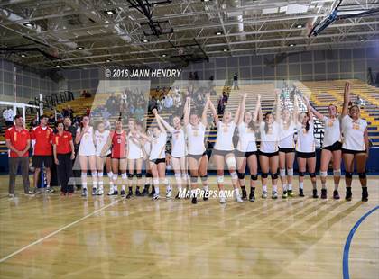 Thumbnail 2 in Valley Christian vs. Cathedral Catholic (CIF State D2 Final) photogallery.
