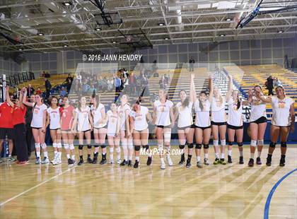 Thumbnail 3 in Valley Christian vs. Cathedral Catholic (CIF State D2 Final) photogallery.