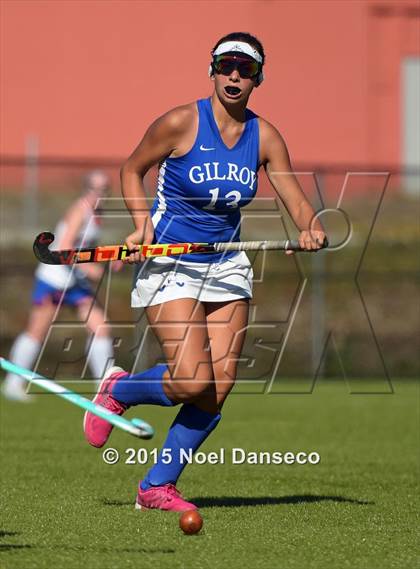 Thumbnail 2 in St. Ignatius vs Gilroy photogallery.