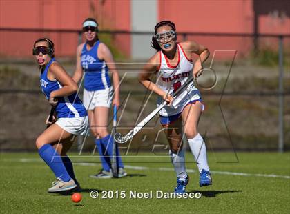 Thumbnail 1 in St. Ignatius vs Gilroy photogallery.