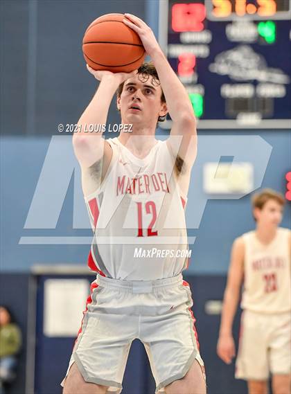 Thumbnail 3 in Mater Dei vs. Edison (CDM Beach Bash Tournament) photogallery.