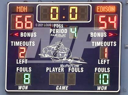 Thumbnail 2 in Mater Dei vs. Edison (CDM Beach Bash Tournament) photogallery.