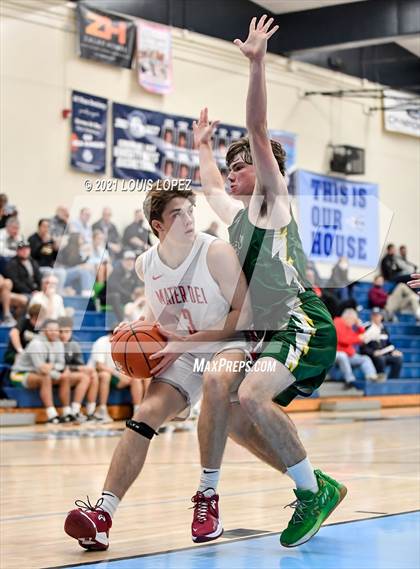 Thumbnail 2 in Mater Dei vs. Edison (CDM Beach Bash Tournament) photogallery.