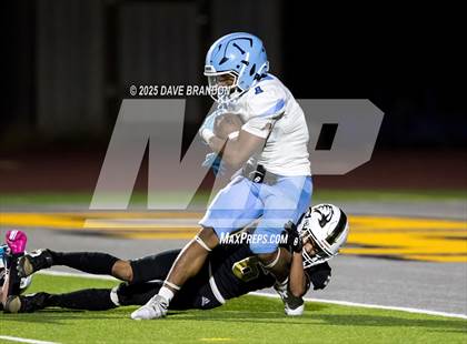 Thumbnail 1 in Saugus @ Oak Park photogallery.