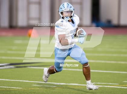 Thumbnail 2 in Saugus @ Oak Park photogallery.